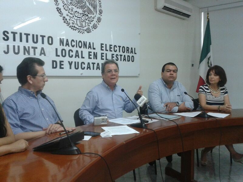 Lanzan convocatoria para designación de consejeros en el INE Lanzan convocatoria para designación de consejeros en el INE