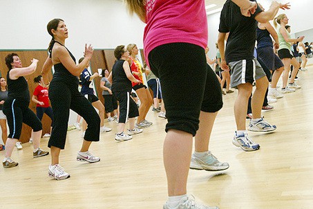 Denuncian escuela de zumba que más parece local de fiestas Denuncian escuela de zumba que más parece local de fiestas