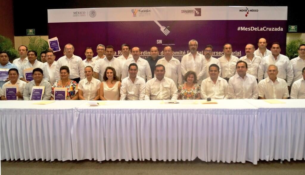 11 municipios más se incluyen a la Cruzada Nacional Contra el Hambre 11 municipios más se incluyen a la Cruzada Nacional Contra el Hambre