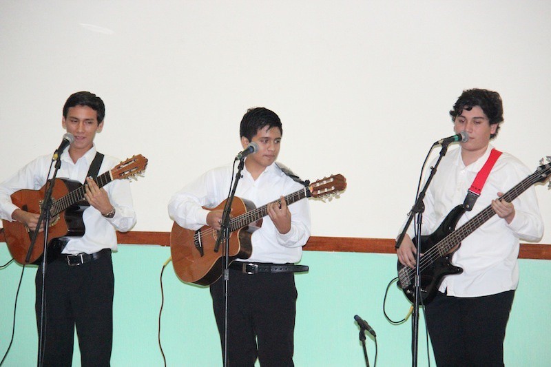 Muestran talento alumnos de la escuela de música yucateca Muestran talento alumnos de la escuela de música yucateca
