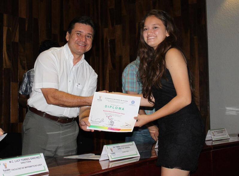 Se graduan 60 jóvenes del programa "Raíces Científicas" Se graduan 60 jóvenes del programa "Raíces Científicas"