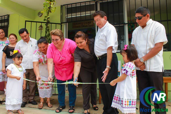 Escritora yucateca inaugura biblioteca en Valladolid que se lleva su nombre Escritora yucateca inaugura biblioteca en Valladolid que se lleva su nombre