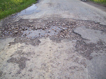 PANABÁ: Urge reparar tramo carretero. PANABÁ: Urge reparar tramo carretero.