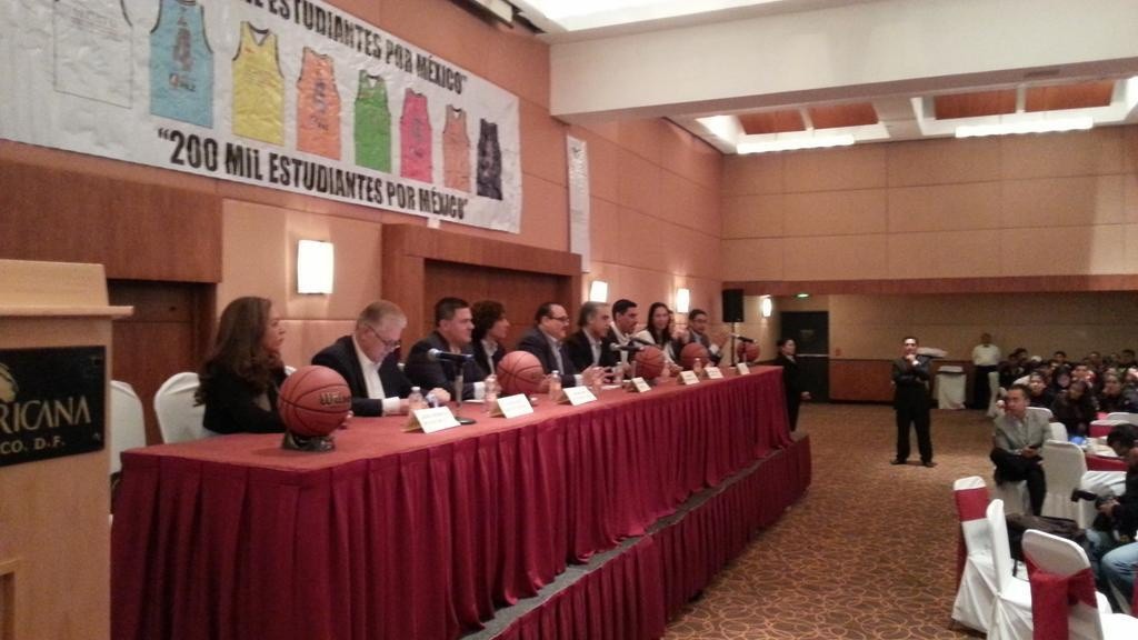 Con justa deportiva celebran la creación de espacio públicos Con justa deportiva celebran la creación de espacio públicos
