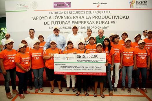 Entregan apoyos a jóvenes emprendedores del sectro rural Entregan apoyos a jóvenes emprendedores del sectro rural