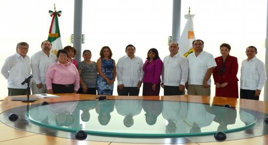 Rinden compromiso constitucional nuevas consejeras de la Judicatura del Poder Judicial del Estado de Yucatán Rinden compromiso constitucional nuevas consejeras de la Judicatura del Poder Judicial del Estado de Yucatán