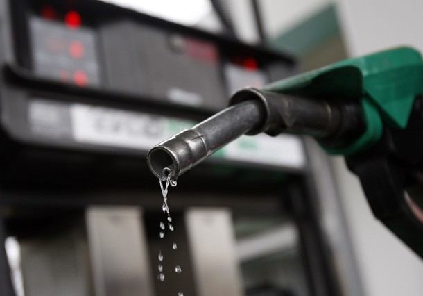 Denuncian en redes sociales a gasolinera que le despacho litros de más de la capacidad de su tanque del automóvil Denuncian en redes sociales a gasolinera que le despacho litros de más de la capacidad de su tanque del automóvil