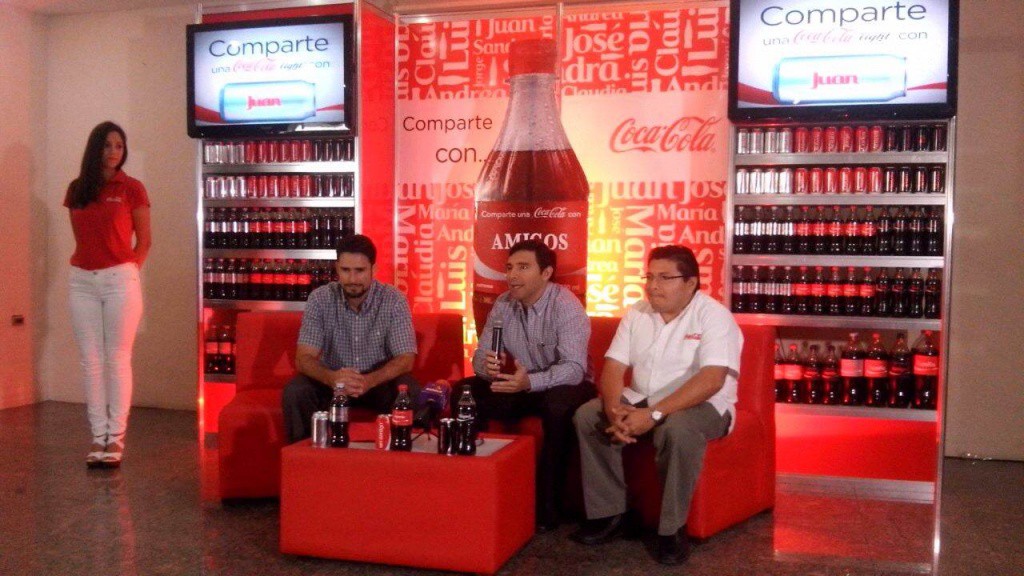 Comparte una Coca Cola con... Tu persona favorita Comparte una Coca Cola con... Tu persona favorita
