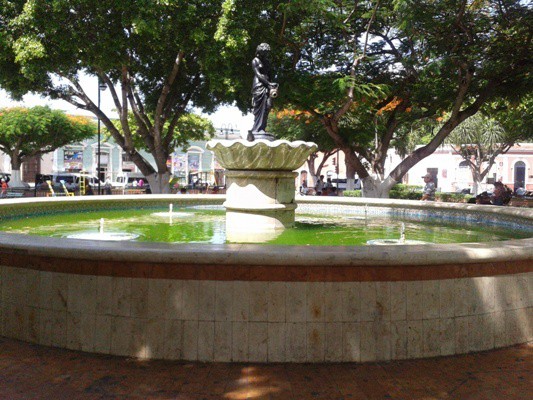 La fuente del parque de San Juan es un foco de infección La fuente del parque de San Juan es un foco de infección