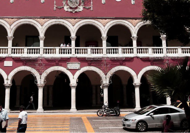El INAH impide instalar señalamientos en el Centro Histórico de Mérida El INAH impide instalar señalamientos en el Centro Histórico de Mérida
