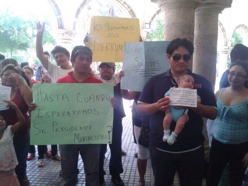 Locatarios del San Benito y Lucas de Gálvez exigen mejores condiciones de trabajo Locatarios del San Benito y Lucas de Gálvez exigen mejores condiciones de trabajo