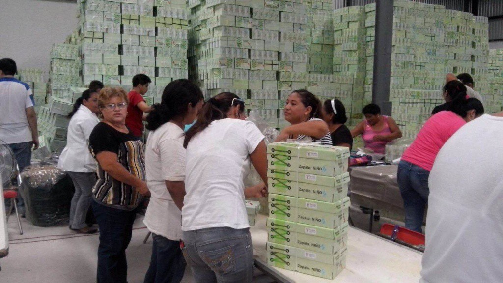 Más de 100 voluntarios trabajan diariamente en el programa Bienestar Escolar Más de 100 voluntarios trabajan diariamente en el programa Bienestar Escolar