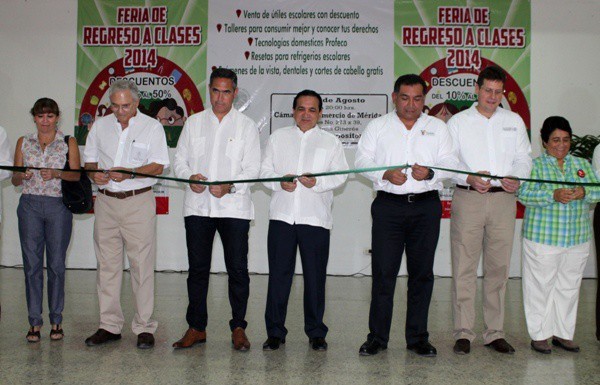Con buenas expectativas inicia la Feria del Regreso a Clases Profeco 2014 Con buenas expectativas inicia la Feria del Regreso a Clases Profeco 2014