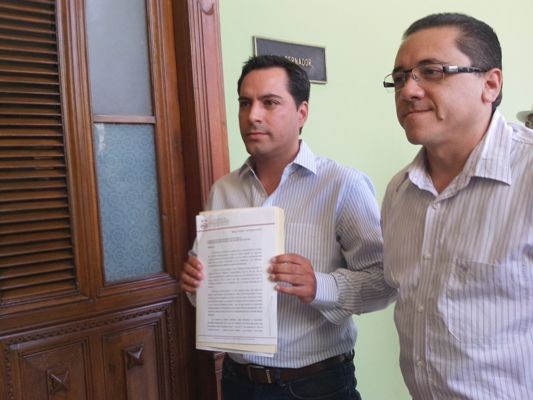 Diputados solicitan al Gobierno del Estado a coadyuvar para que los ayuntamientos expidan lo más pronto posible sus reglamentos de fauna Diputados solicitan al Gobierno del Estado a coadyuvar para que los ayuntamientos expidan lo más pronto posible sus reglamentos de fauna