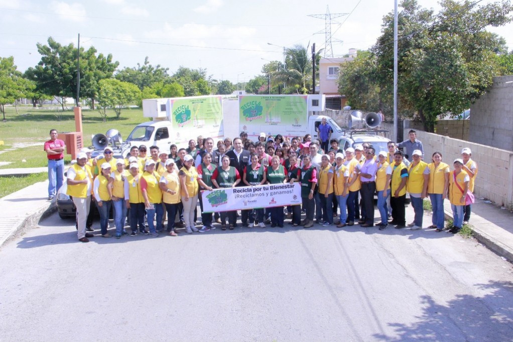 Reconocen a brigadistas de difusión del programa “Recicla por tu bienestar” Reconocen a brigadistas de difusión del programa “Recicla por tu bienestar”