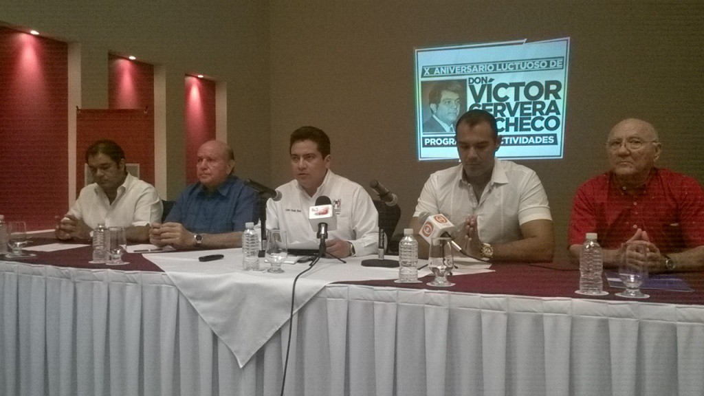 El Frente Único de Trabajadores del Volante agradecido con Víctor Cervera Pacheco El Frente Único de Trabajadores del Volante agradecido con Víctor Cervera Pacheco