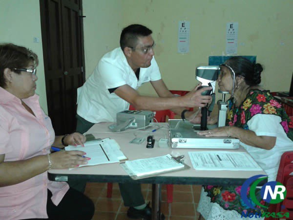 Brindan atención a la salud visual de artesanas vallisoletanas Brindan atención a la salud visual de artesanas vallisoletanas