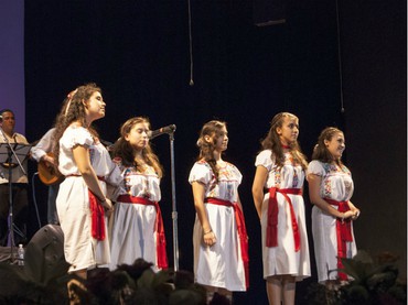 Preparan el primer disco de jóvenes que cantan en maya al amor Preparan el primer disco de jóvenes que cantan en maya al amor