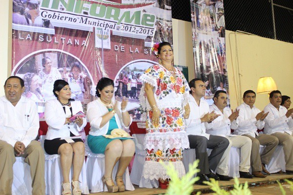 La alcaldesa de Tekax Carmen Navarrete Navarro rinde su Segundo Informe de Gobierno La alcaldesa de Tekax Carmen Navarrete Navarro rinde su Segundo Informe de Gobierno