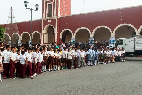 Bienestar Escolar llega a 2505 alumnos de las primarias de Espita Bienestar Escolar llega a 2505 alumnos de las primarias de Espita