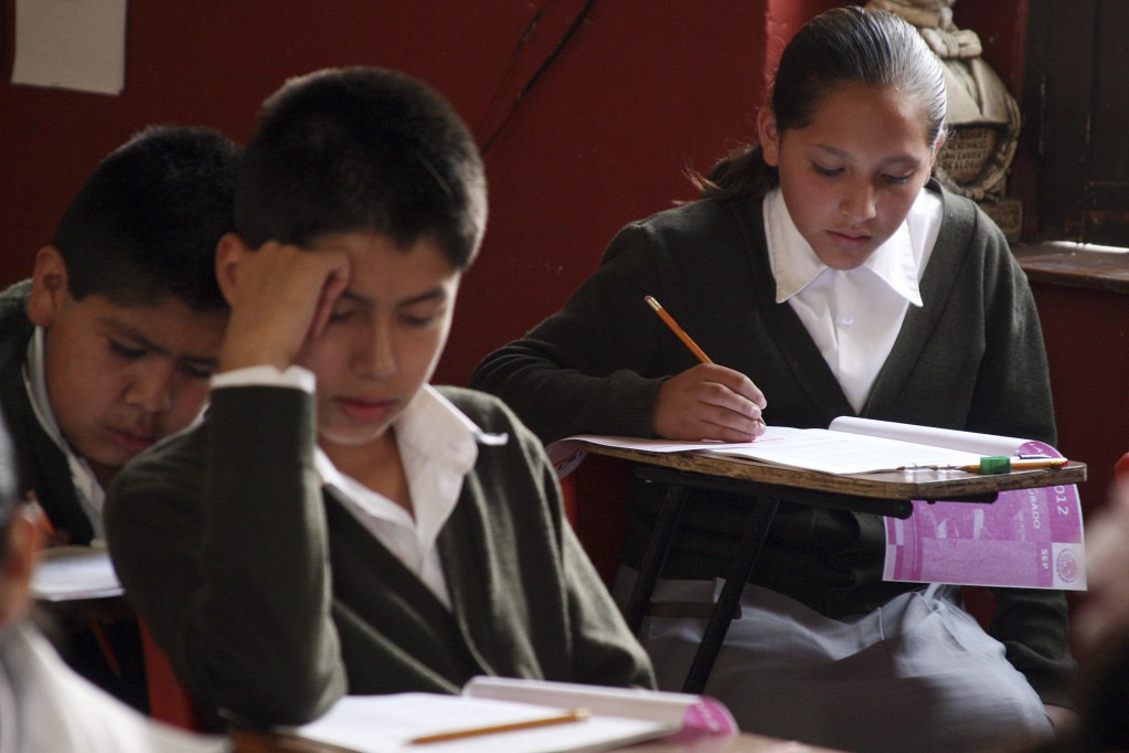 SEP e Inegi realizarán un censo a escuelas, alumnos y maestros de educación básica y especial SEP e Inegi realizarán un censo a escuelas, alumnos y maestros de educación básica y especial