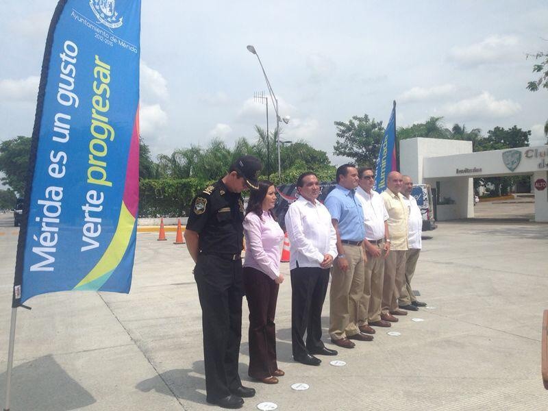 Inauguran la repavimentación de Prolongación Montejo Inauguran la repavimentación de Prolongación Montejo