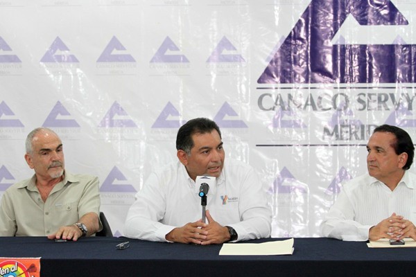 Cumplen autoridades con el apoyo a los comerciantes del Centro de Mérida Cumplen autoridades con el apoyo a los comerciantes del Centro de Mérida