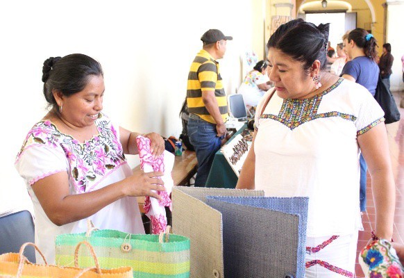 Más de 58 proyectos apoyará el programa de apoyo a las culturas municipales y comunitarias Más de 58 proyectos apoyará el programa de apoyo a las culturas municipales y comunitarias