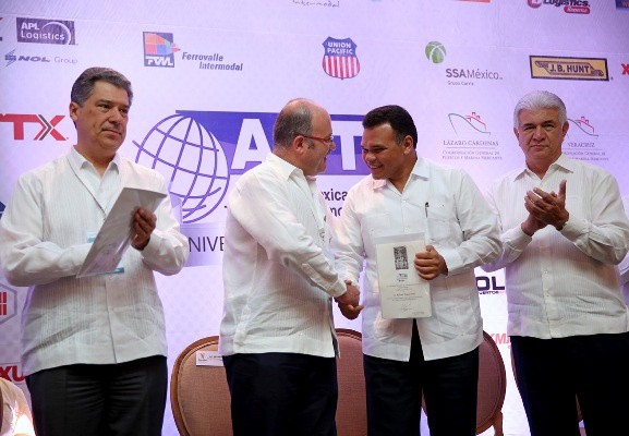 Anuncia Gobernador proyectos para impulsar economía estatal Anuncia Gobernador proyectos para impulsar economía estatal