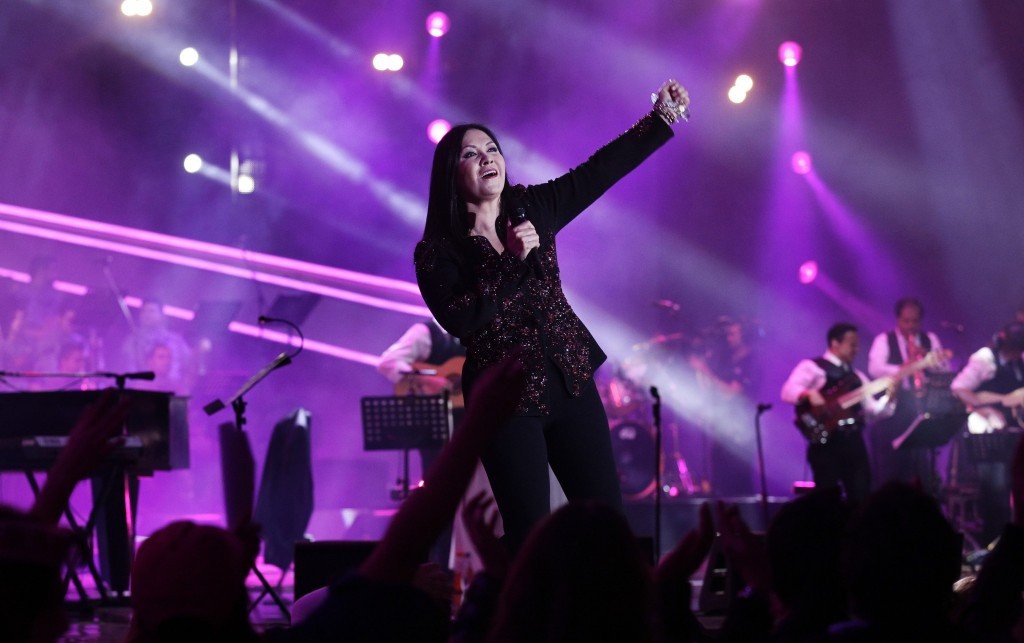 Candela 95.3 fm te regala boletos para el concierto de Ana Gabriel Candela 95.3 fm te regala boletos para el concierto de Ana Gabriel
