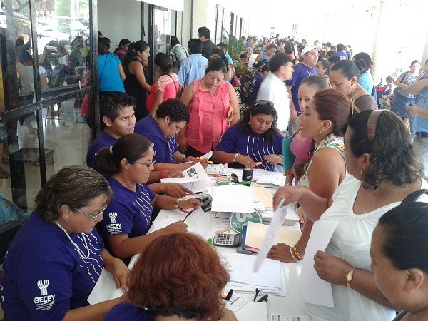 Se inscriben más de 1500 estudiantes de Tizimín a becas del Ibecey Se inscriben más de 1500 estudiantes de Tizimín a becas del Ibecey