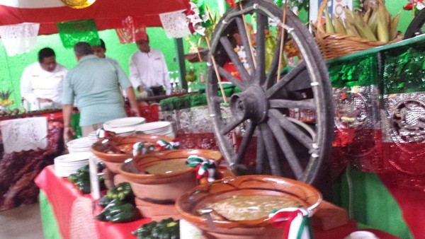 Inauguran el II festival del pozole y el mezcal en la Parrilla Montejo Inauguran el II festival del pozole y el mezcal en la Parrilla Montejo