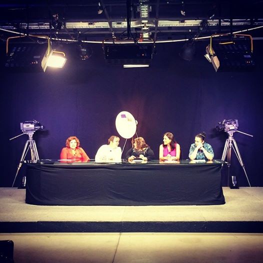 Celebran a la radio y televisión con conferencias Celebran a la radio y televisión con conferencias