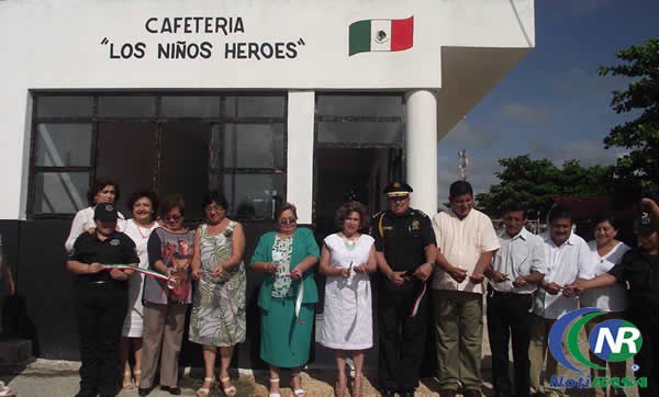 Policías de tizimín estrenan uniformes, motopatrullas y cafetería Policías de tizimín estrenan uniformes, motopatrullas y cafetería