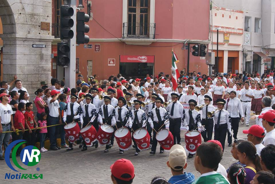 Más de 7,000 personas participaron en el Desfile Cívico Militar del 16 de septiembre Más de 7,000 personas participaron en el Desfile Cívico Militar del 16 de septiembre