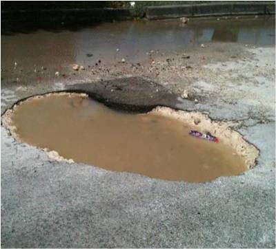 Desde hace 10 meses que levantó un reporte por baches y no ha sido atendida su petición Desde hace 10 meses que levantó un reporte por baches y no ha sido atendida su petición