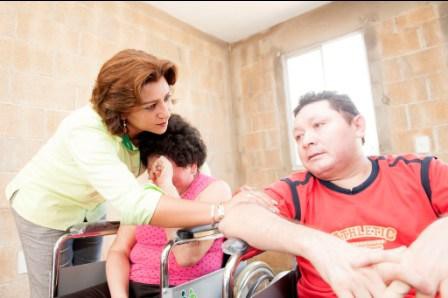 DIF Yucatán otorga casa a hermanos con discapacidad DIF Yucatán otorga casa a hermanos con discapacidad