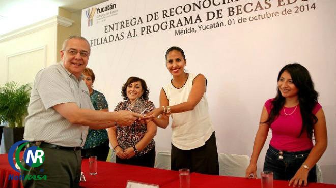 SEJUVE entregó 473 becas educativas SEJUVE entregó 473 becas educativas