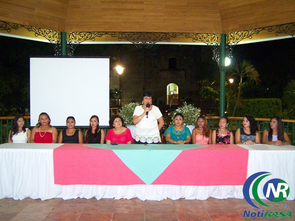 Presentan a aspirantes a Reina de la Feria de Tizimín 2015 Presentan a aspirantes a Reina de la Feria de Tizimín 2015