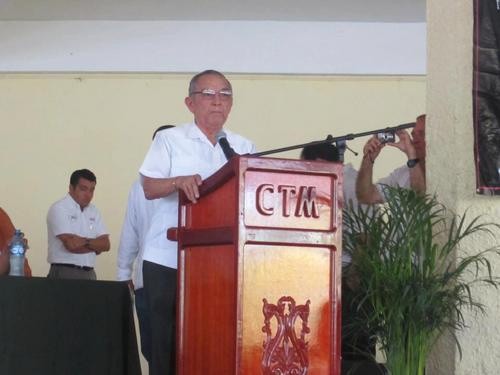 Ni el doble del salario mínimo es suficiente: Mario Tránsito Chan Ni el doble del salario mínimo es suficiente: Mario Tránsito Chan