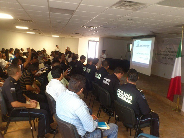 PGR imparte curso de Derechos Humanos detención legal y uso legítimo de la fuerza PGR imparte curso de Derechos Humanos detención legal y uso legítimo de la fuerza