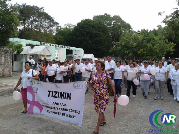 Caminata contra el cáncer de mama, en Tizimín Caminata contra el cáncer de mama, en Tizimín