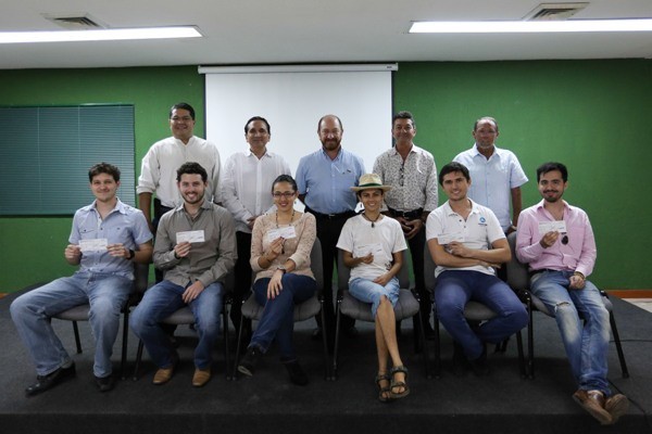 Cumplen con los ganadores del Reto Emprendedor Yucatán 2014 Cumplen con los ganadores del Reto Emprendedor Yucatán 2014