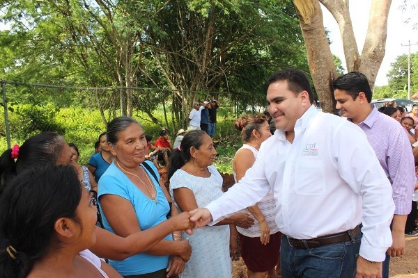 CDI mejora la conectividad carretera en Yaxcabá CDI mejora la conectividad carretera en Yaxcabá