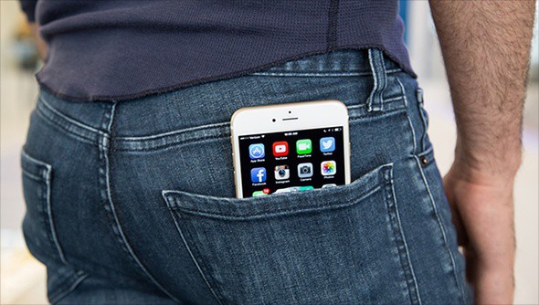 Usar pantalones de mezclilla afecta al iPhone 6, según usuarios Usar pantalones de mezclilla afecta al iPhone 6, según usuarios