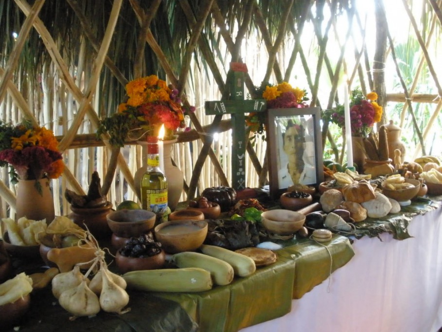 En estos tiempos de todo se pone en el altar de muertos En estos tiempos de todo se pone en el altar de muertos