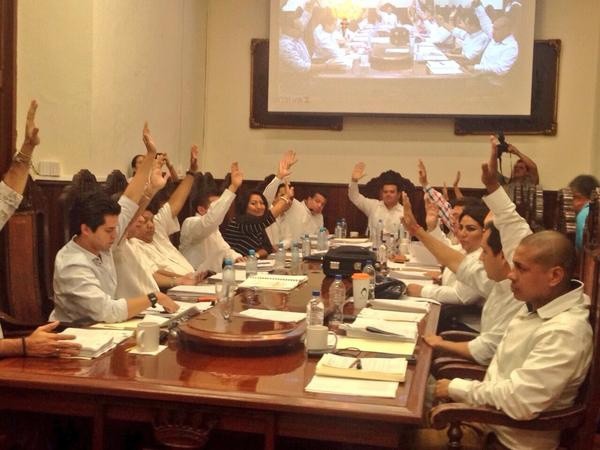 Fiesteros, galleros y cirqueros en contra de las modificaciones al reglamento de espectáculos Fiesteros, galleros y cirqueros en contra de las modificaciones al reglamento de espectáculos