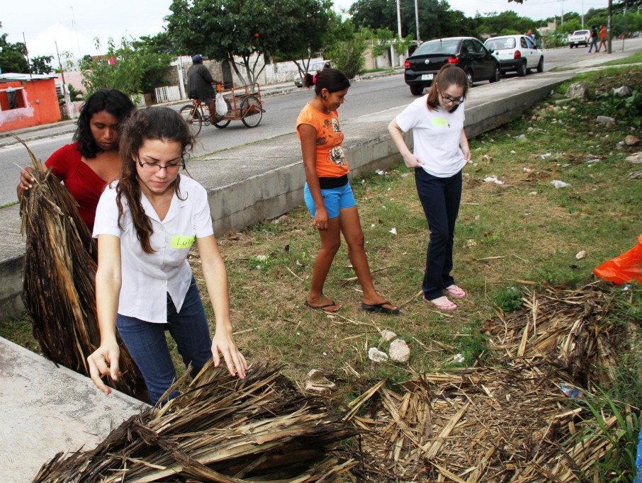 DIF Mérida pone en marcha el programa “Servicio Comunitario” en el sur de la ciudad DIF Mérida pone en marcha el programa “Servicio Comunitario” en el sur de la ciudad