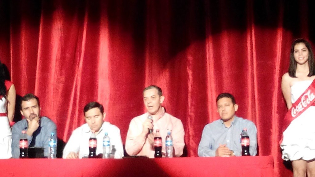 Celebran 10 años del Castillo de los Sueños Coca-Cola Celebran 10 años del Castillo de los Sueños Coca-Cola