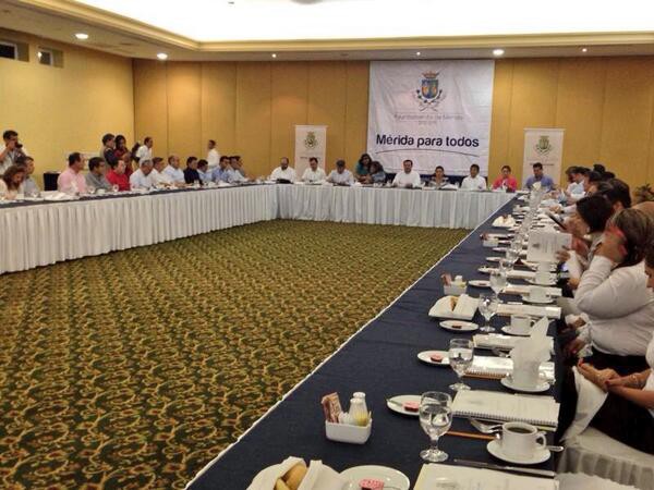 Mérida ha cumplido con el 81% del plan municipal de desarrollo Mérida ha cumplido con el 81% del plan municipal de desarrollo